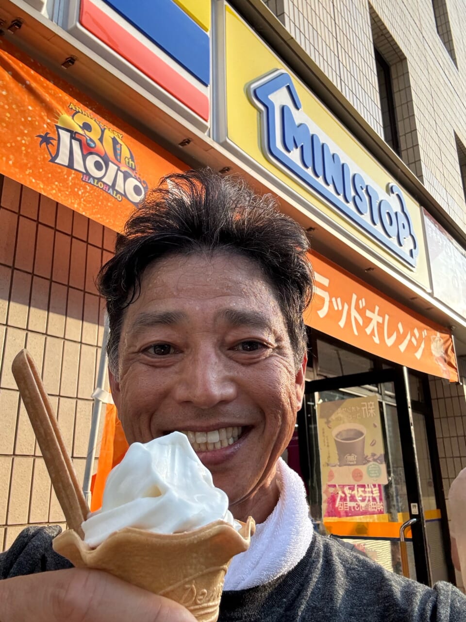 ▲暑い中、走った後、フラフラになって駆け込んだミニストップ。ここのソフトクリームも我が家のスタメンです。