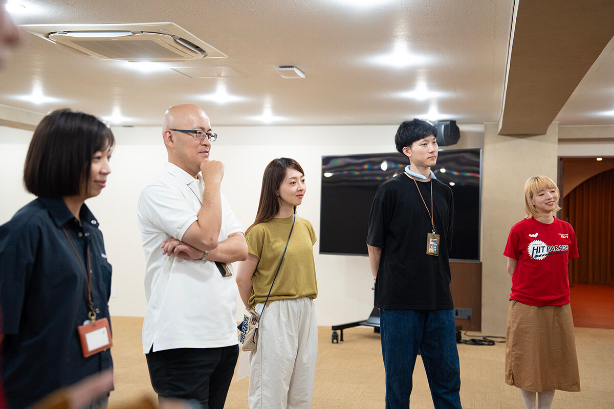 ▲うなずく部員たち。