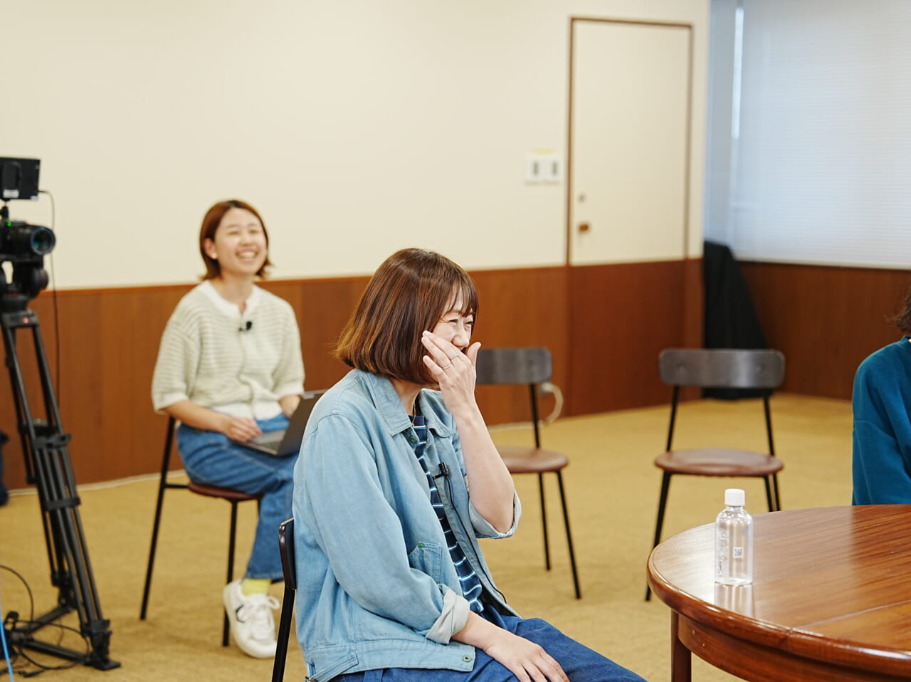 ▲写真中央が乗組員の芹澤