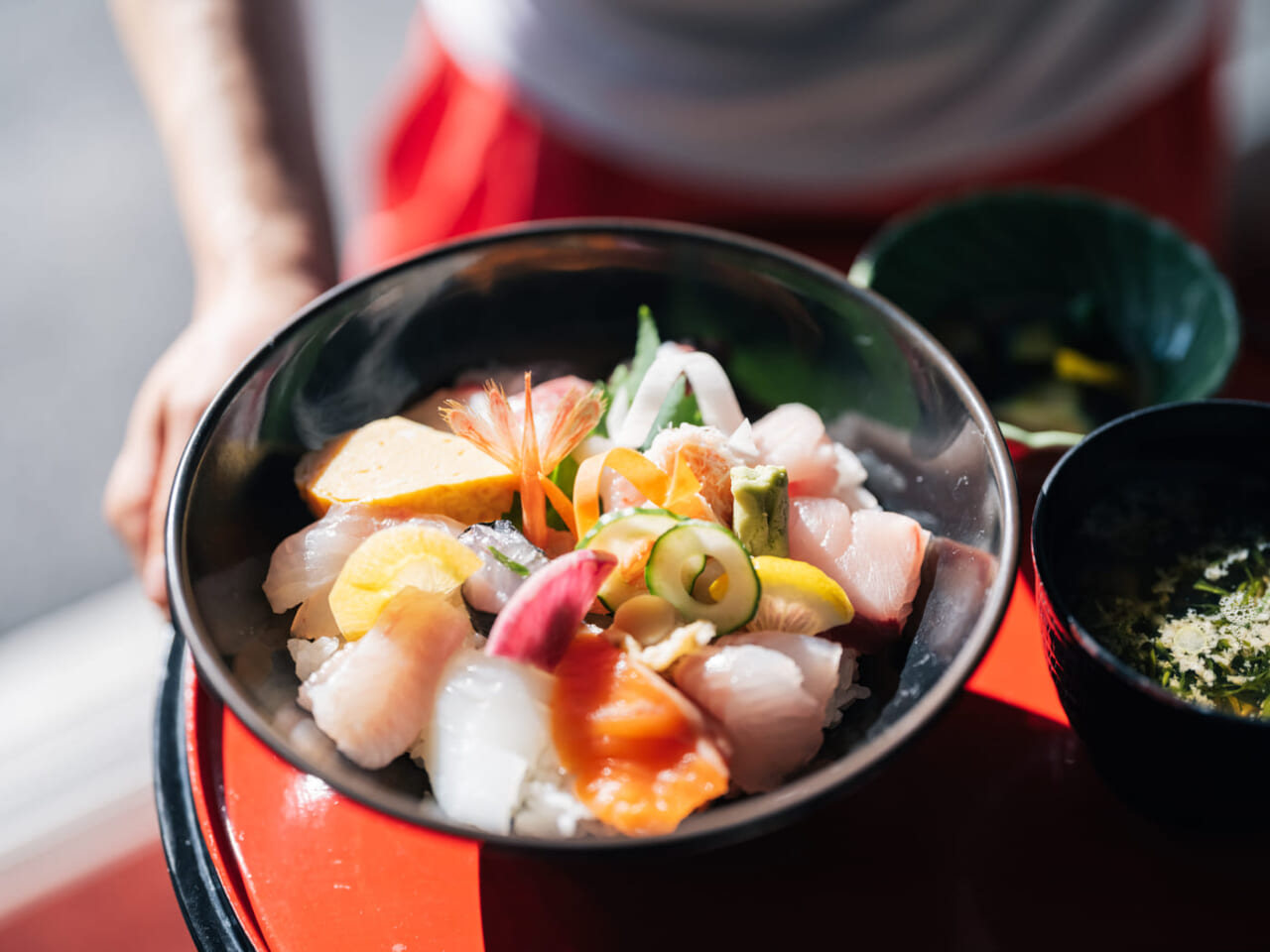 すずなり食堂の「福幸丼」。（写真／幡野広志）