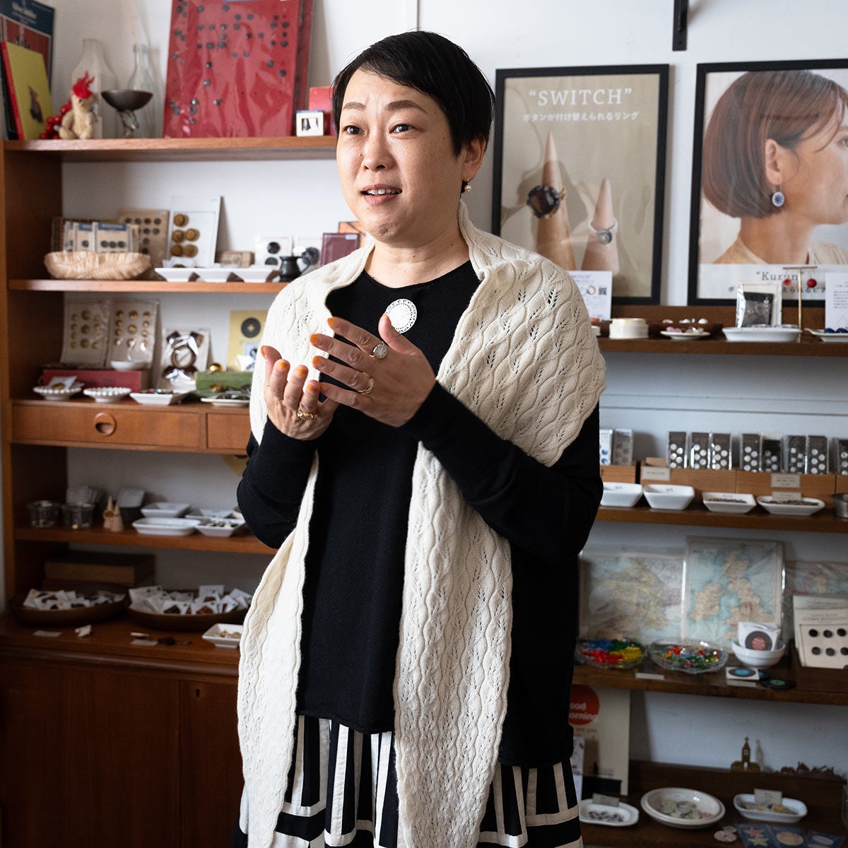 Laura　アイボリー