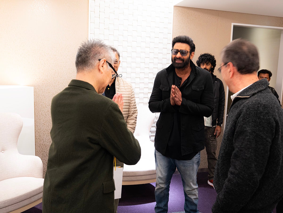 プラバースさんまで！ ありがとうございます。