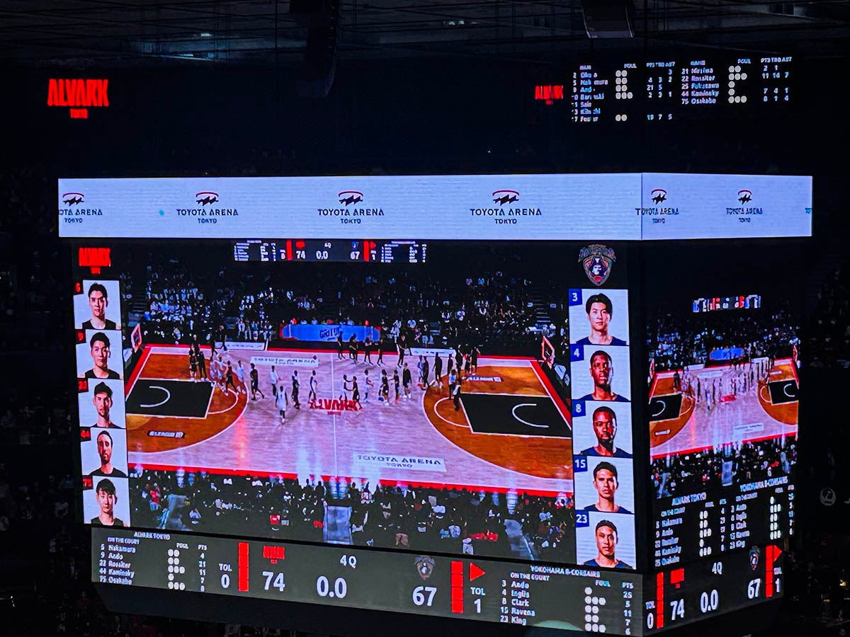 アルバルク東京の「クラブカラー」は黒と赤。