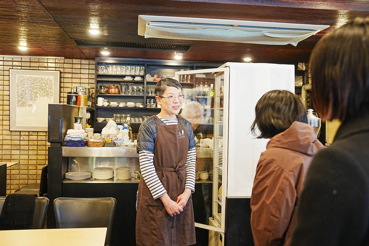 △LOTUSの店長・荒地さん。