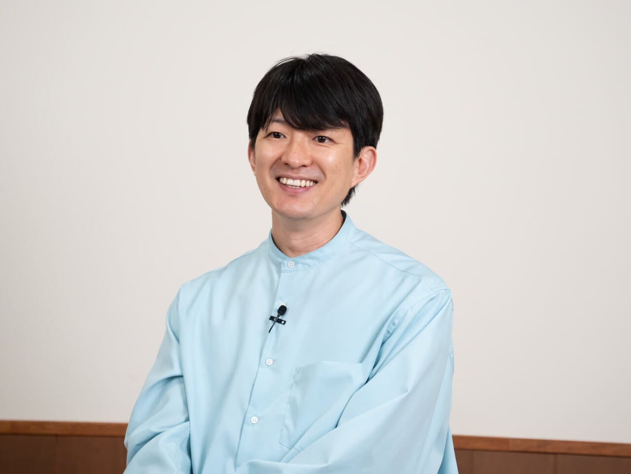 インタビューを受けている澤田さん
