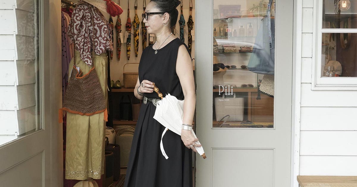 日傘と扇子、 あの人のコーディネート。 その2 夏のBLACK & WHITE