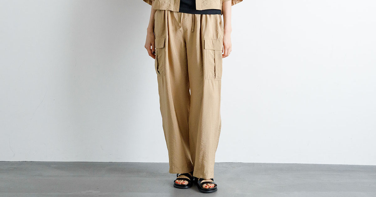 HIMANI エクリュウベージュ カーゴパンツ リラックスシルクカーゴパンツ - t.yamai paris - weeksdays