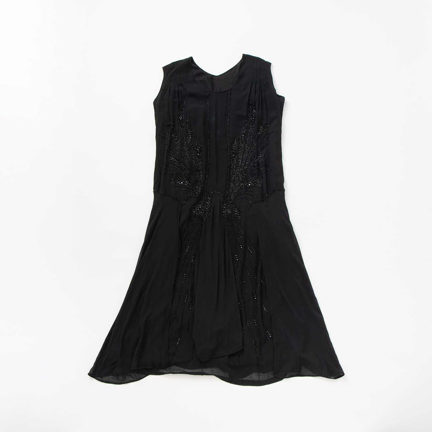 ビーズ刺繍のブラックドレス - MY FAVORITE (OLD) THINGS - ほぼ日刊イトイ新聞
