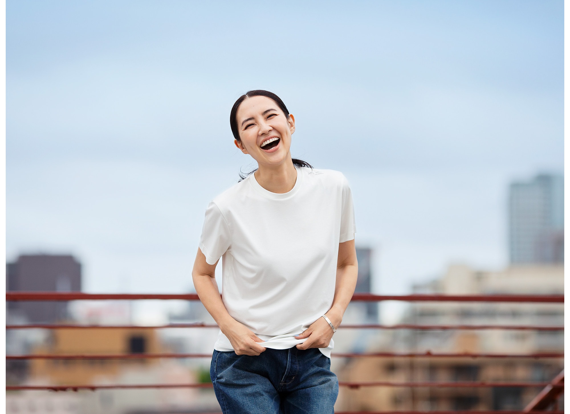 O2〉KAO T 顔うつりがよくなるTシャツ - 〈O2〉BETTER THAN ONE - ほぼ
