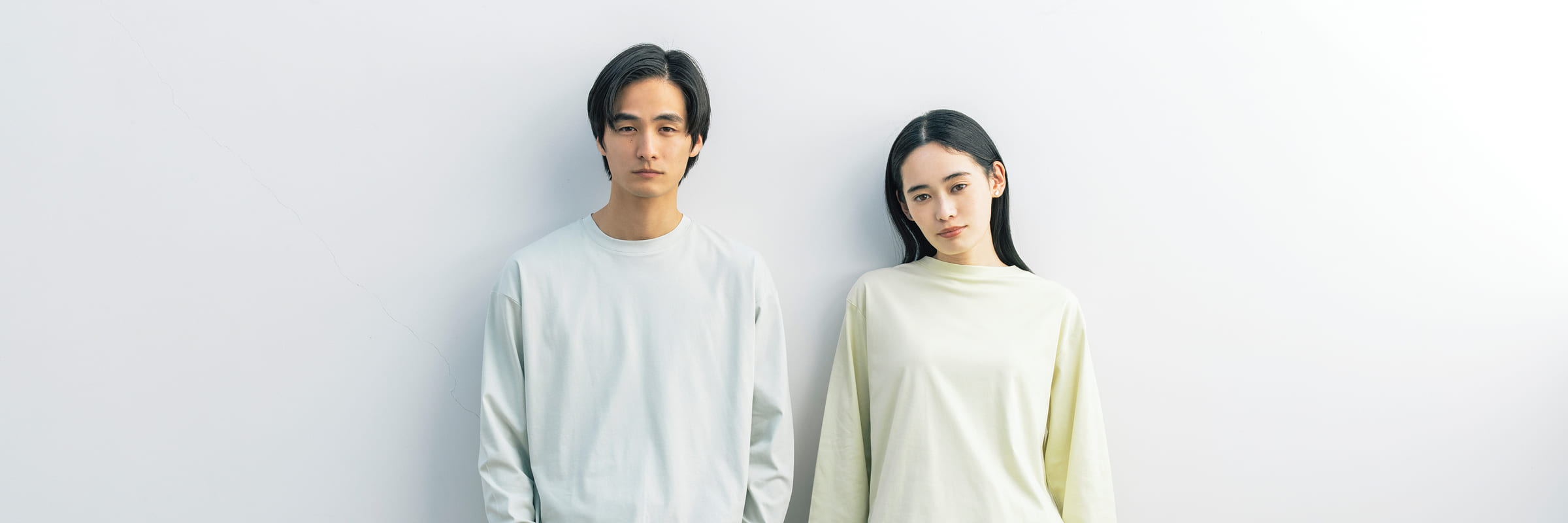 ほぼ日　O２　リネン　白シャツ　長袖 tsuki.s リネンジャージーロングスリーブカットソー - 〈O2