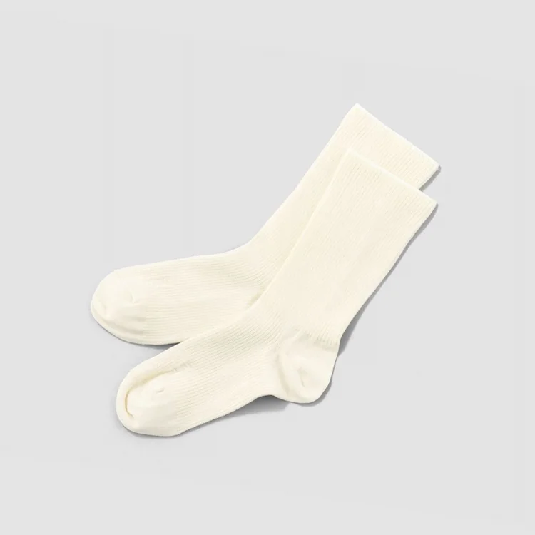 〈O2〉× mioasse クルーソックス ホワイト