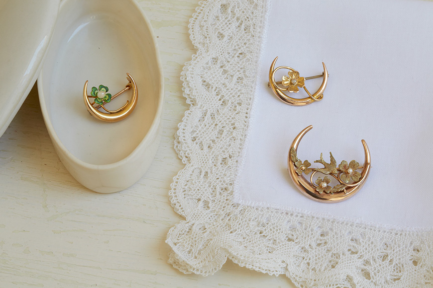 イセキアヤコさんのブローチのお店・ヴィンテージ編 - ほぼ日刊