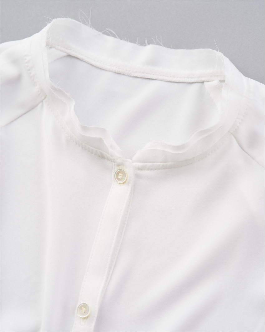 ホワイトのラグランスリーブブラウス - CACUMA2021AW 渡邉良重さんの服