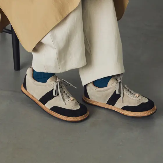 スエード グレー×ブラック