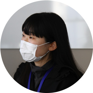 横山明日美さん