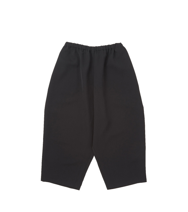 コクーンシルエットパンツ（黒）