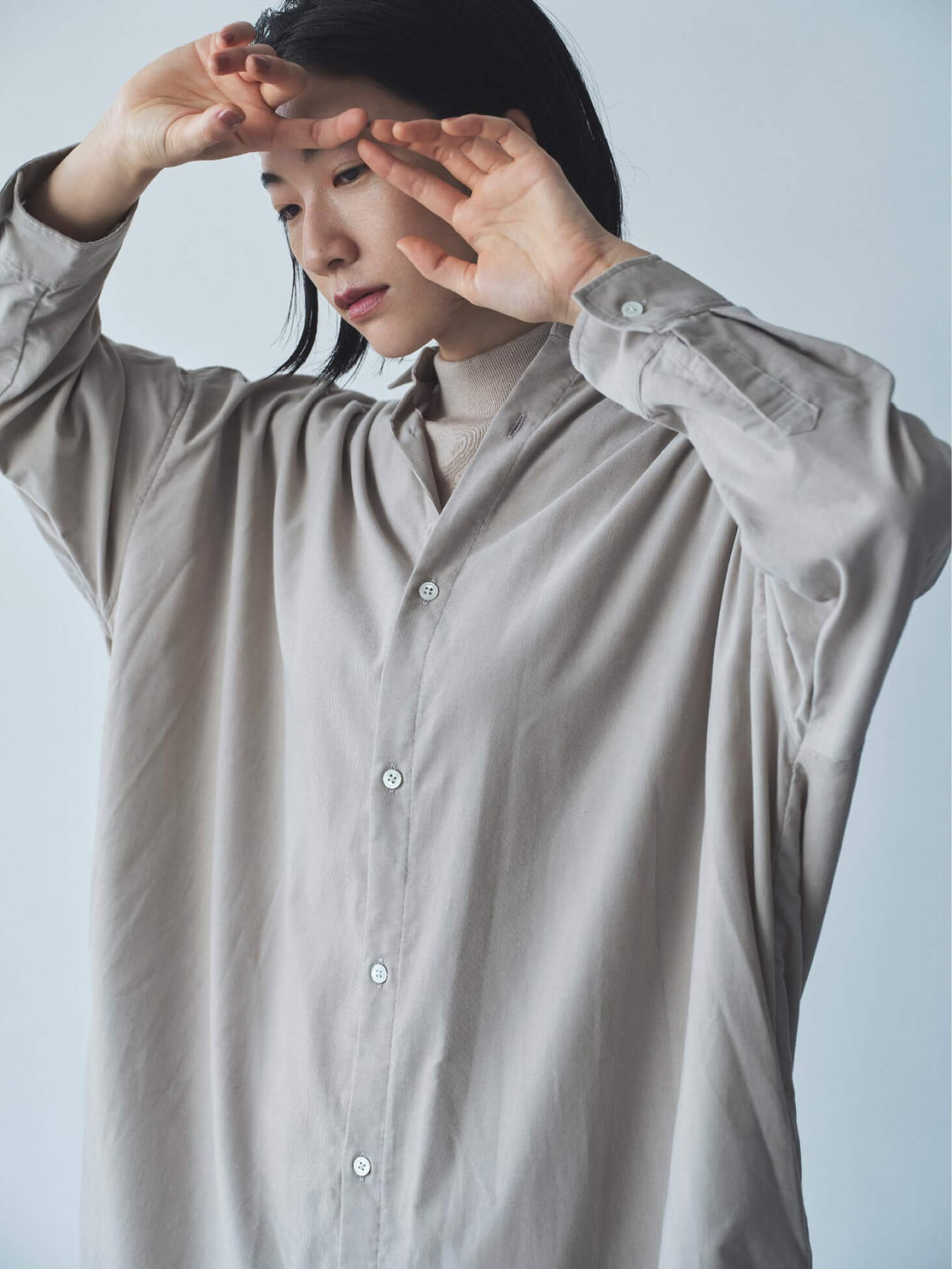 HUIS ほぼ日コラボ みじんコールロングシャツ（グレージュ） 縫う織る編む - ほぼ日イトイ新聞