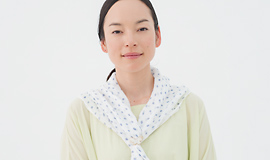 フィルン（白地に紺のドット）