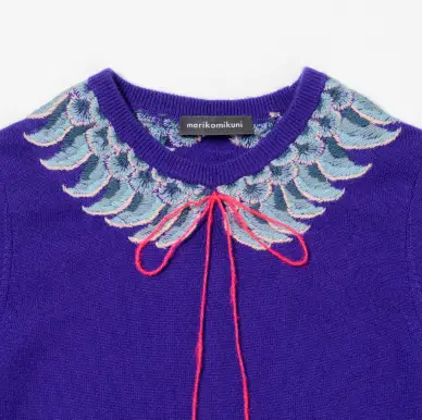 三國万里子さん　レザーのコサージュ　ブローチ　ほぼ日　世界ほし 第１回 買い付けのお話、はじまりはじまり | 三國万里子と買いもの仲間