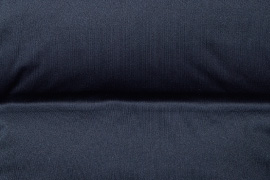 1 ダウン特有のステッチがない