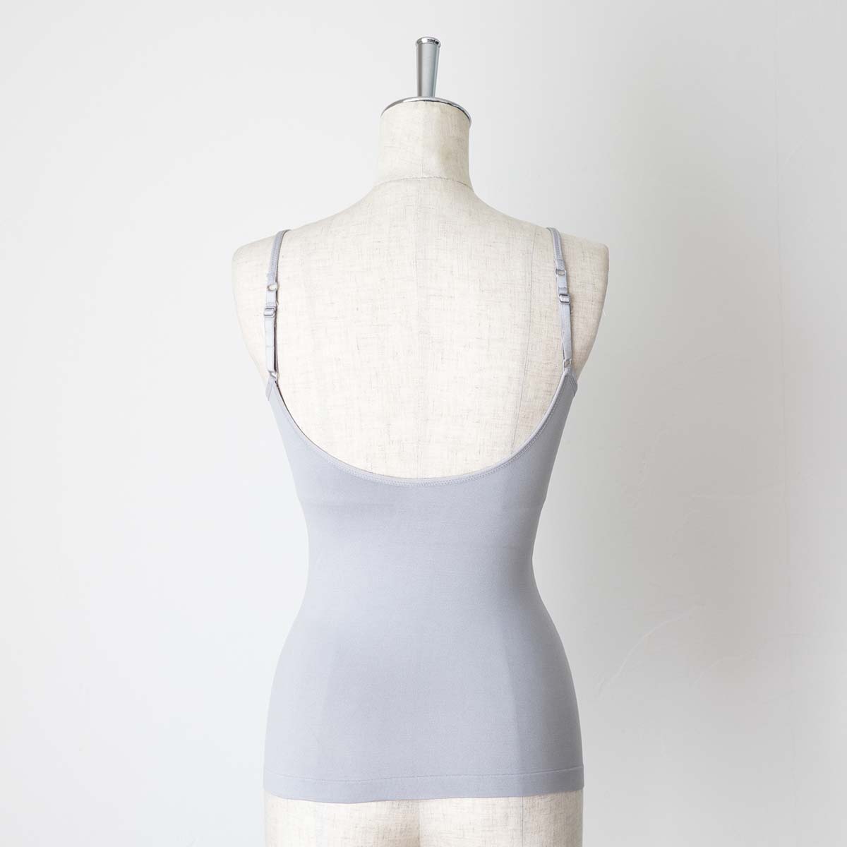 cohan シームレスバックシャンブラキャミ - Hello! Good Buy! - ほぼ