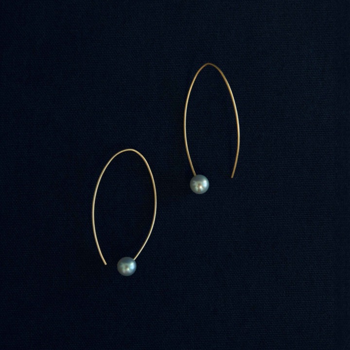 パールのフープピアス