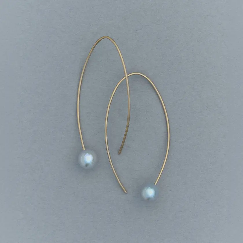 パールのフープピアス