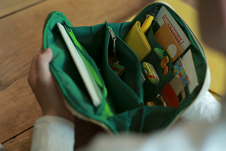 【未使用】ミナペルホネンsoda water ほぼ日　おおきいひきだしポーチ青 未使用】ミナペルホネンsoda water ほぼ日 おおきいひきだしポーチ青