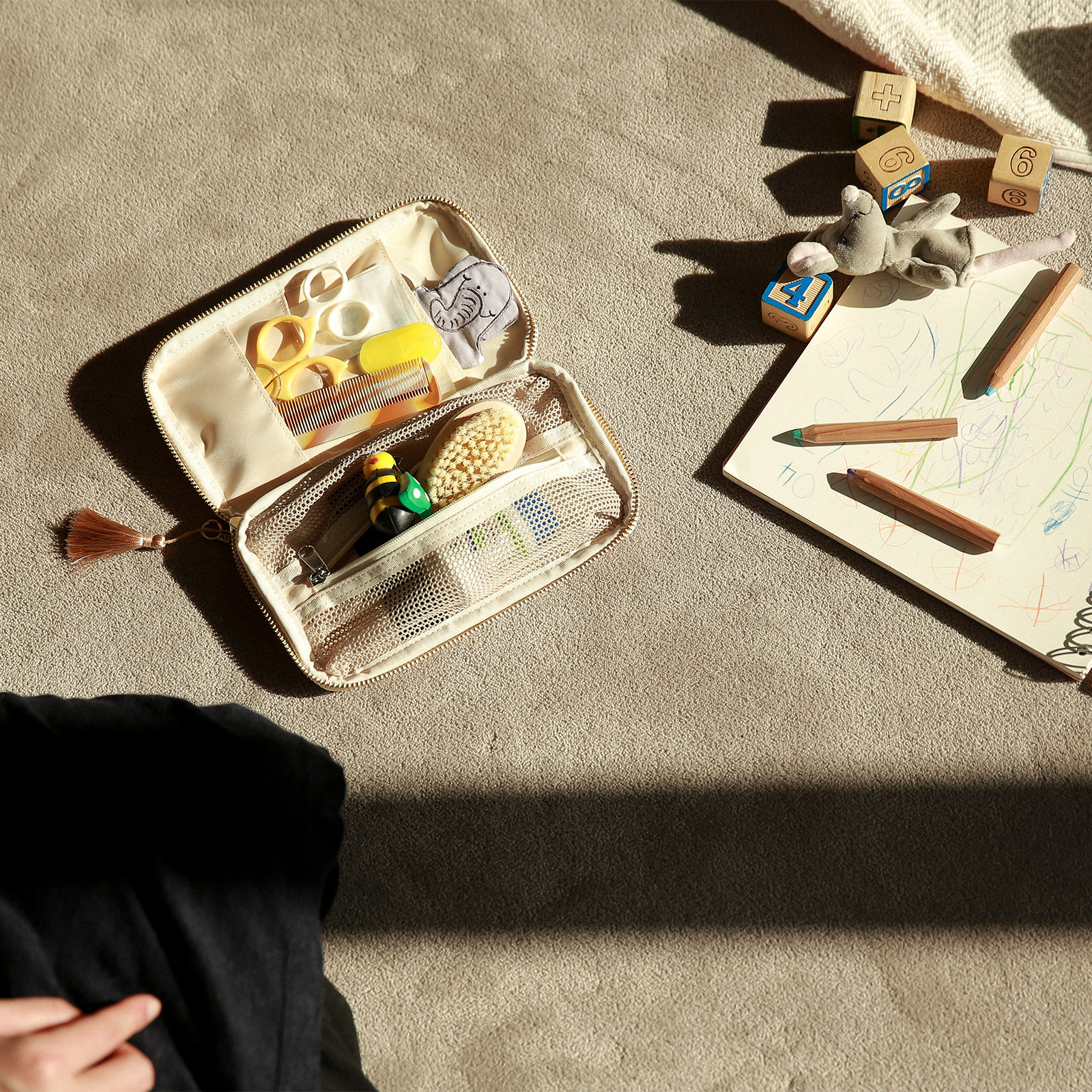 おちび☆さま専用ページ ちいさいひきだしポーチ / LIBERTY FABRICSPeacocks of Grantham