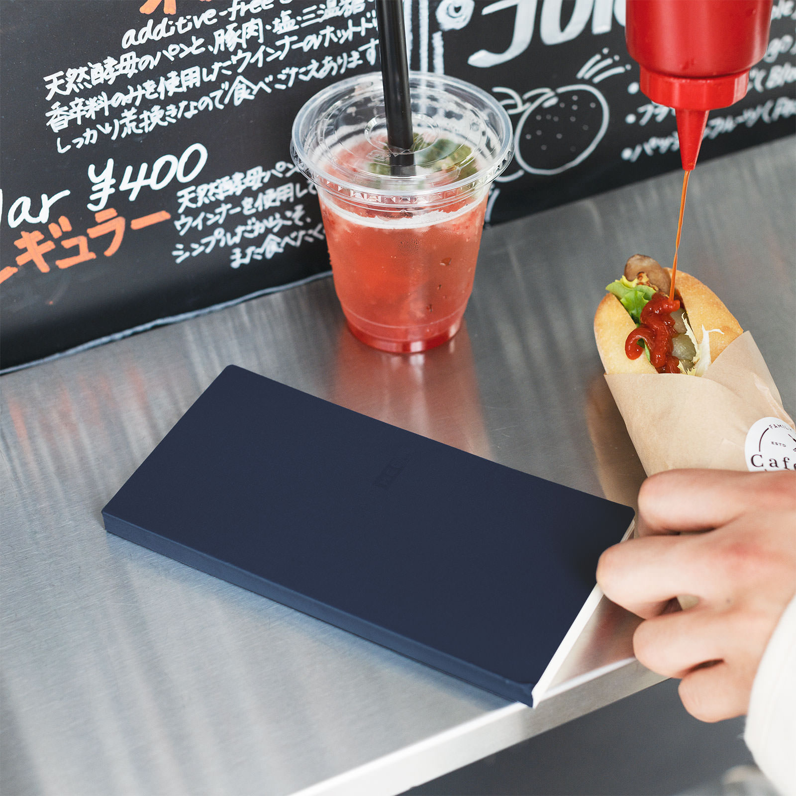 スニーカー / ブルーブラック - 手帳ラインナップ - ほぼ日手帳 2020