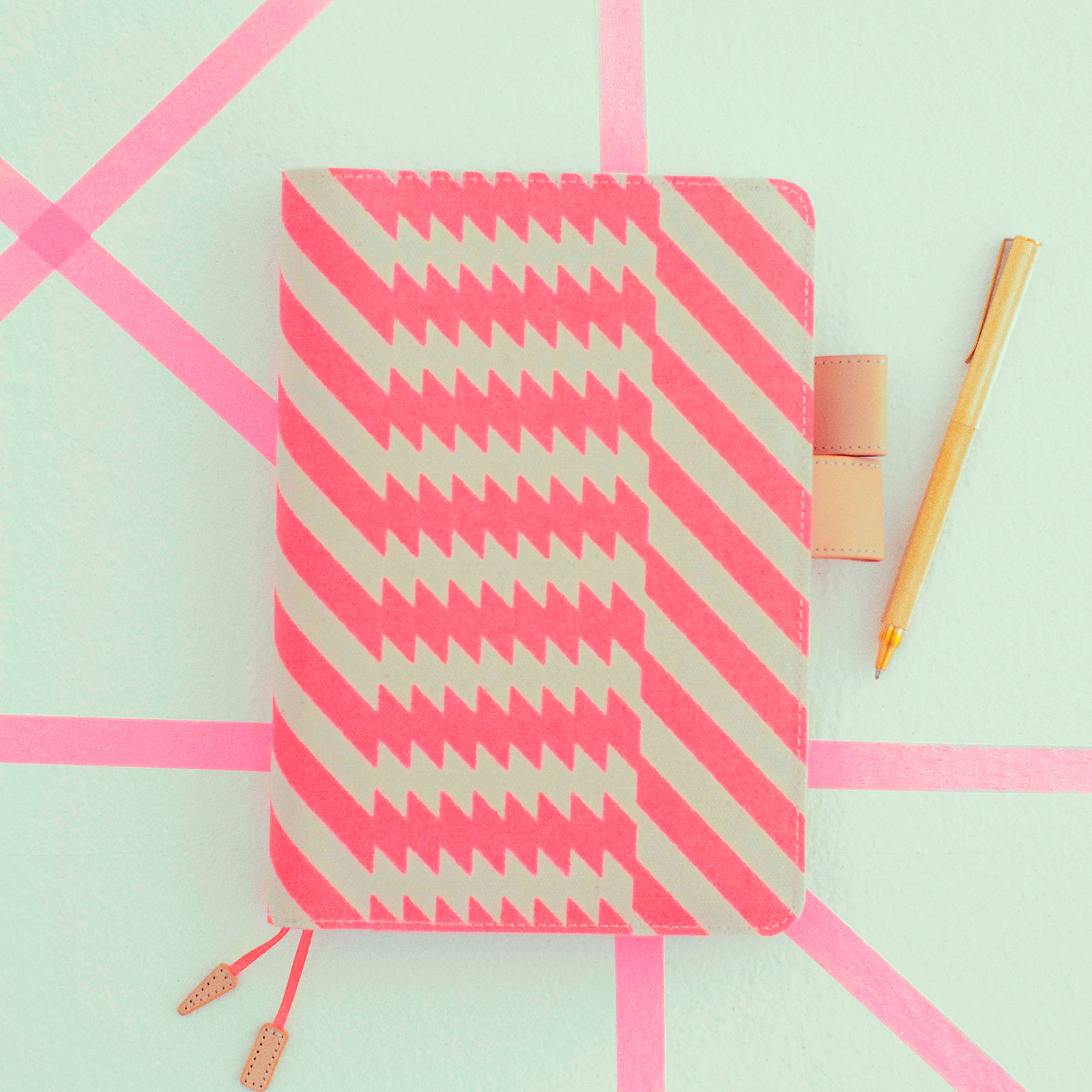 mintdesigns / Zig-Zag (Pink) - Techo Lineup - Hobonichi Techo 2021