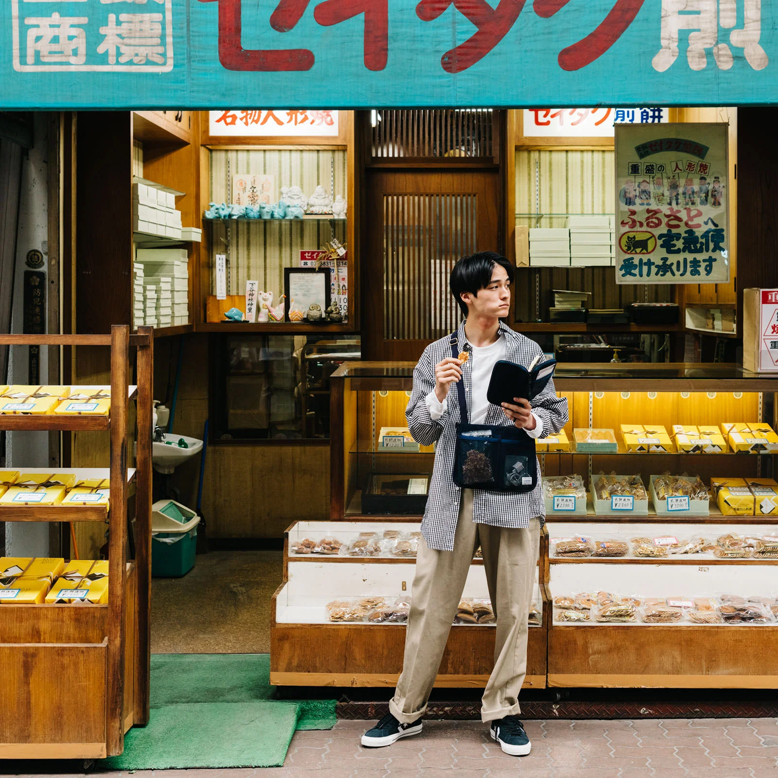 B JIRUSHI YOSHIDA / Go Out （ネイビー） ［weeksカバー