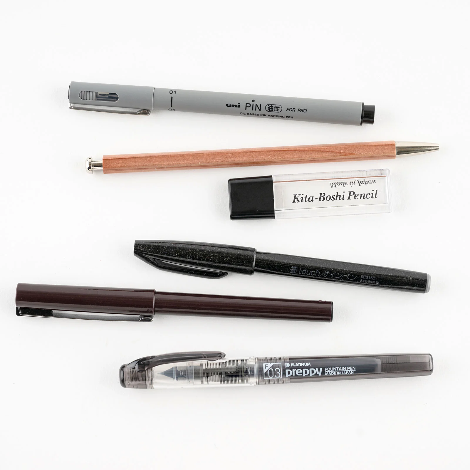Black Pens Useful in Various Situations Set - Accessories Lineup - Hobonichi  Techo 2023