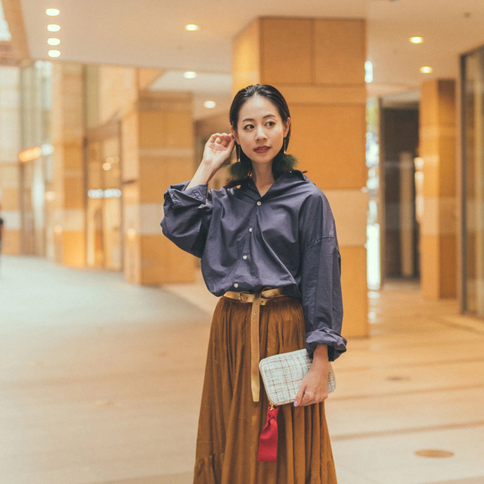 LUDLOW ネイビーポーチ ポシェット シャンパン ビーズ ラメ ブタ