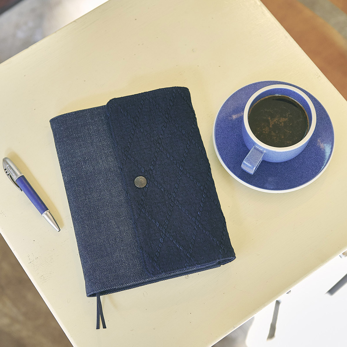 BLUE BLUE / INDIGO BOOK二重織刺子 ［カズンサイズA5