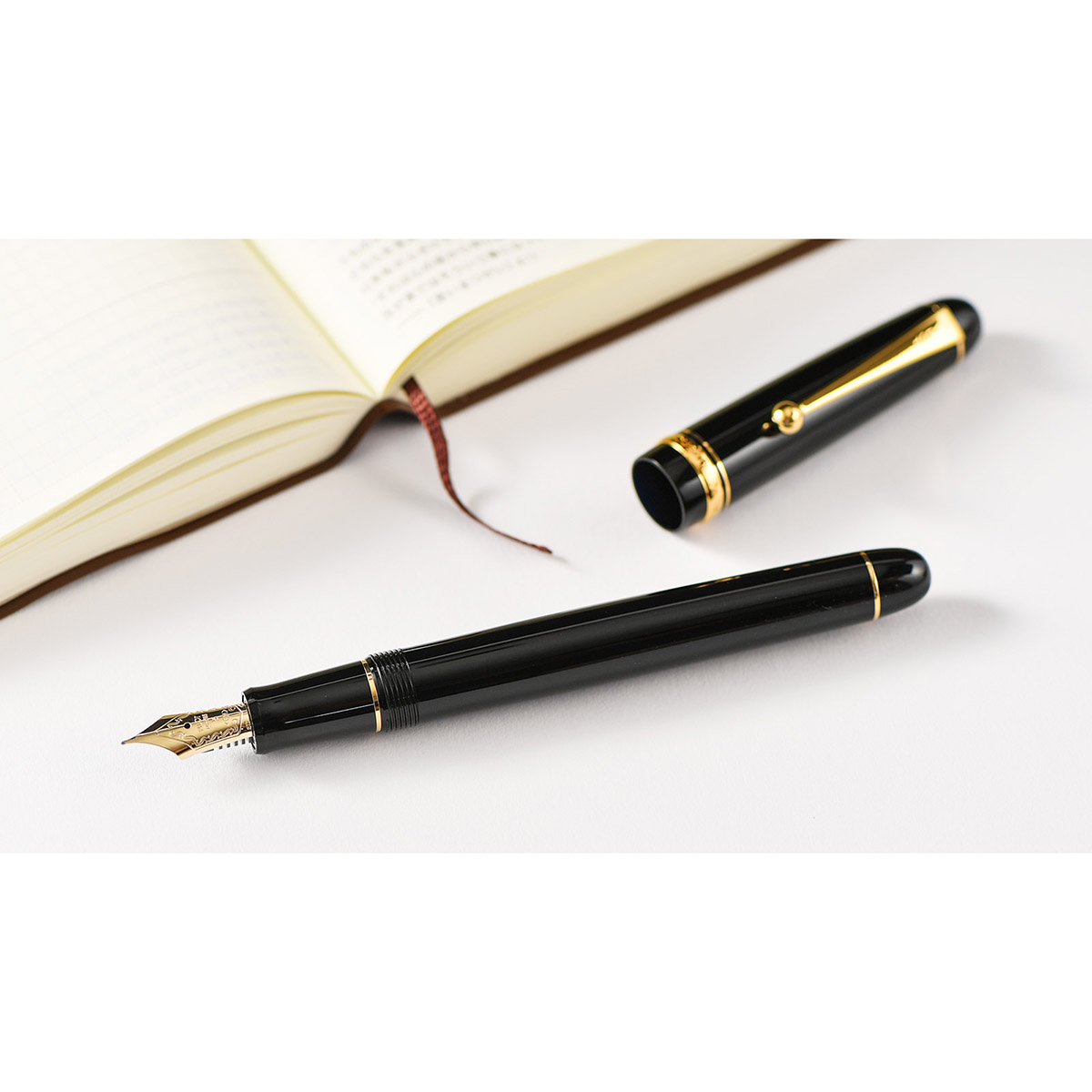 Pilot Corporation: Custom74 Fountain Pen FM - Accessories Lineup