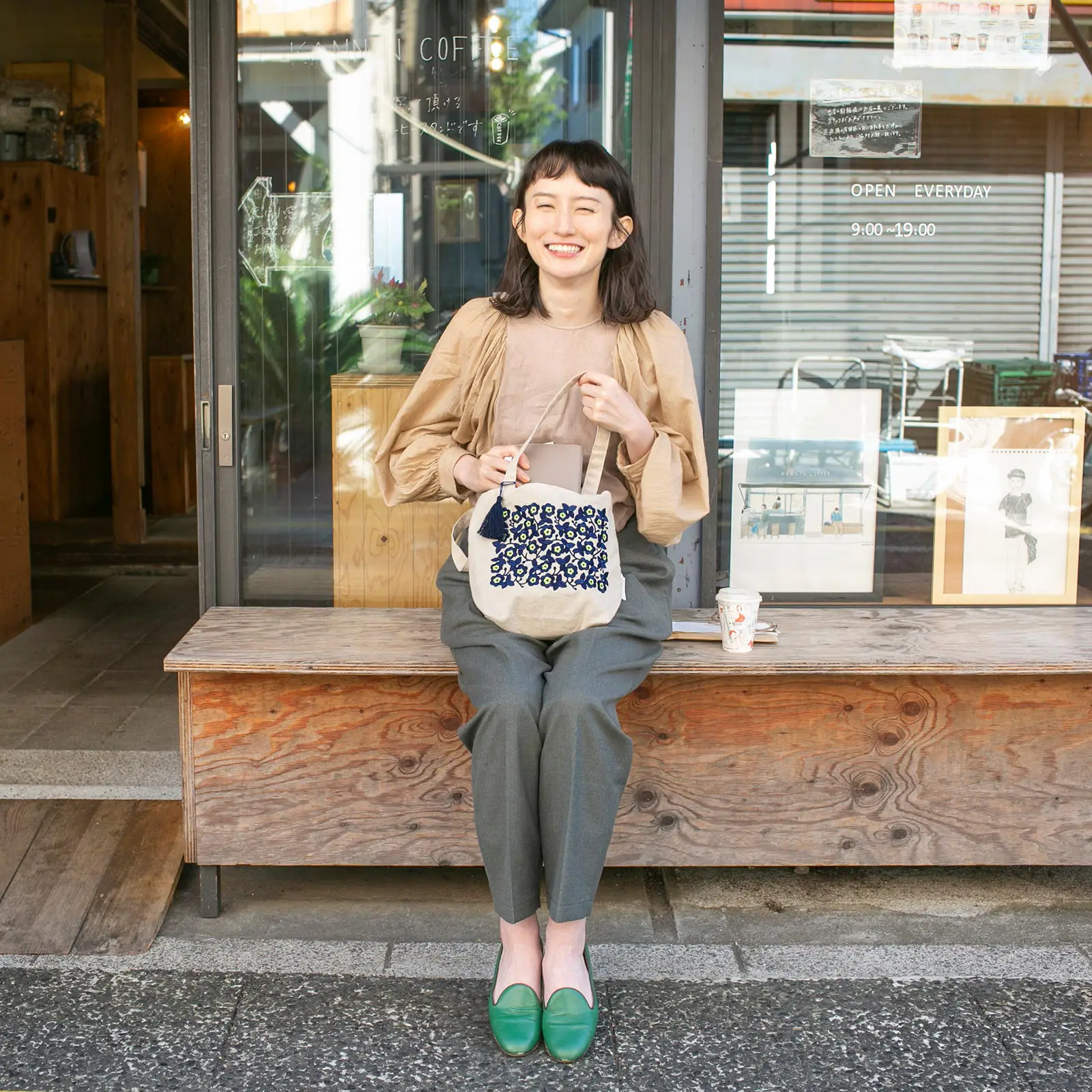 ウクライナの花 ［いつでもトート・プチ］ - ひきだしポーチ