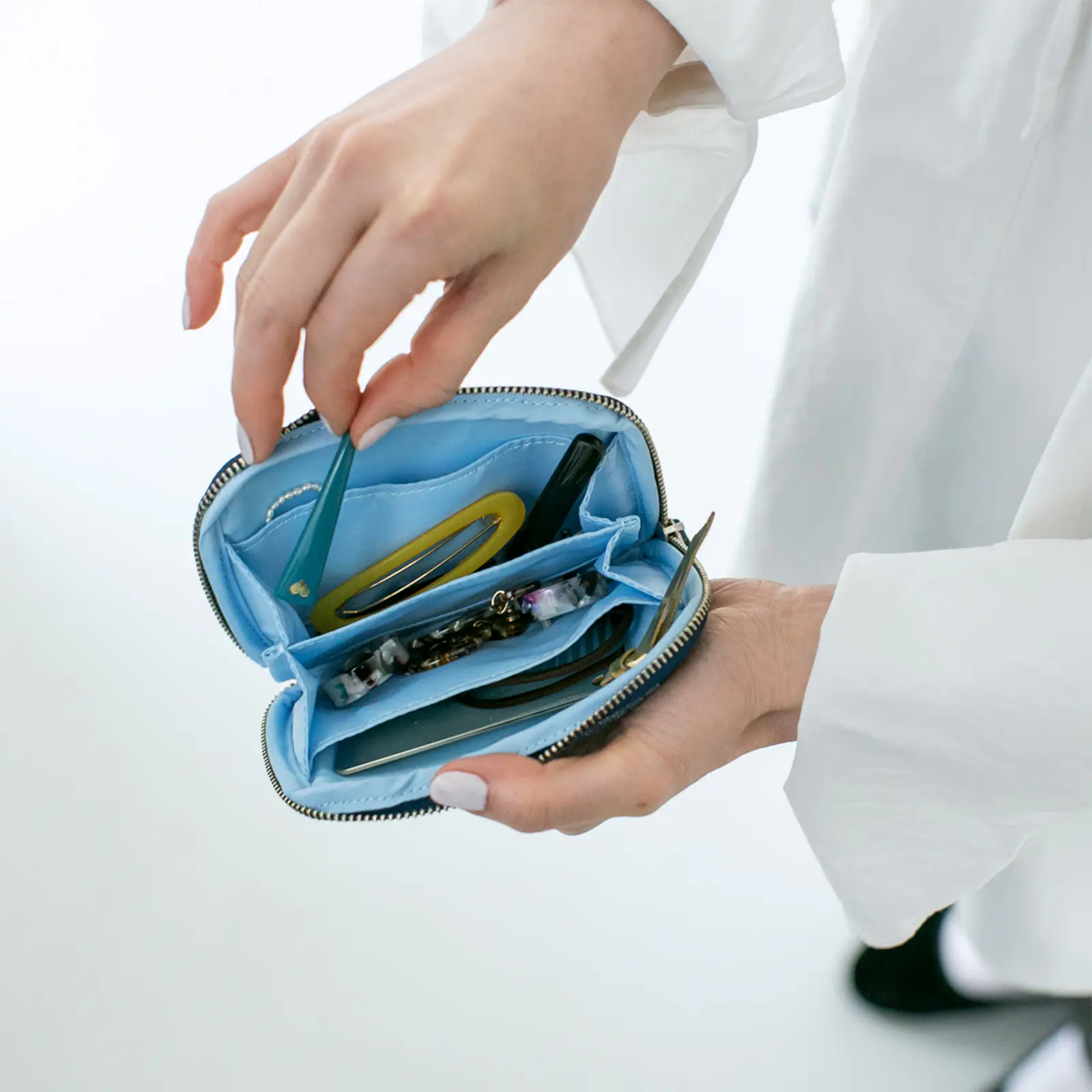 Hiroko Kubota: Aurora Duty Drawer Pouch Pocket - Drawer