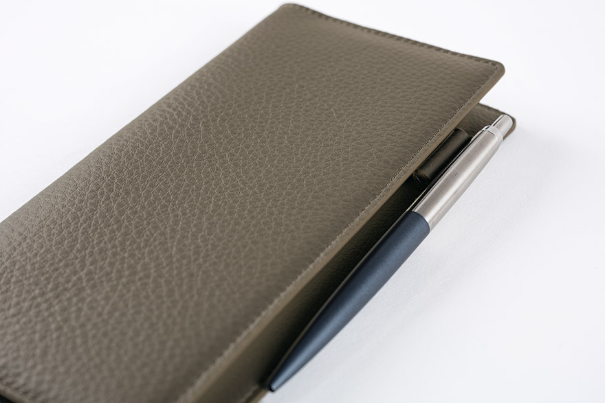 ほぼ日手帳カバー 楽天市場】ほぼ日手帳 / 手帳カバー［スリム縦長］weeks / weeks