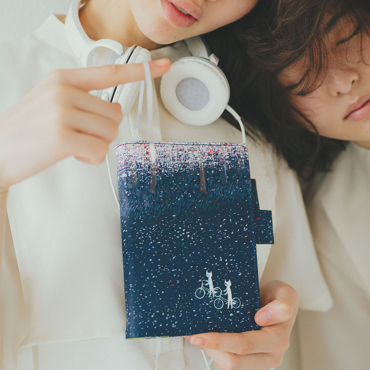 久保田寛子 / 花あかりの音色 ［オリジナルサイズ（A6）］ - 手帳