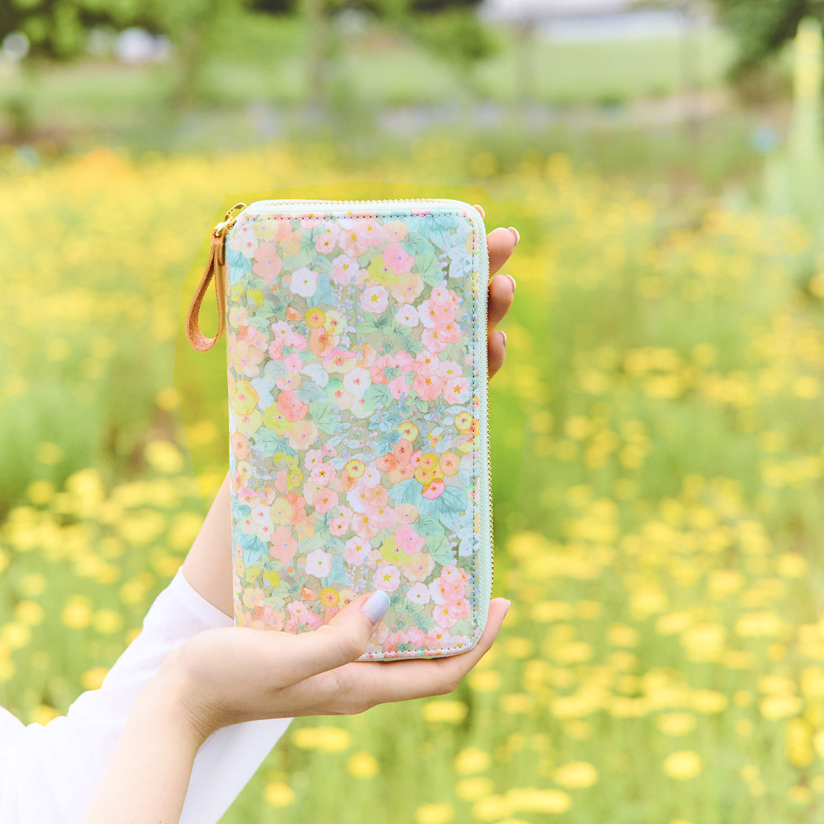 LIBERTY FABRICS / Hollyhocks（Orange） ［weeksカバー］ - 手帳