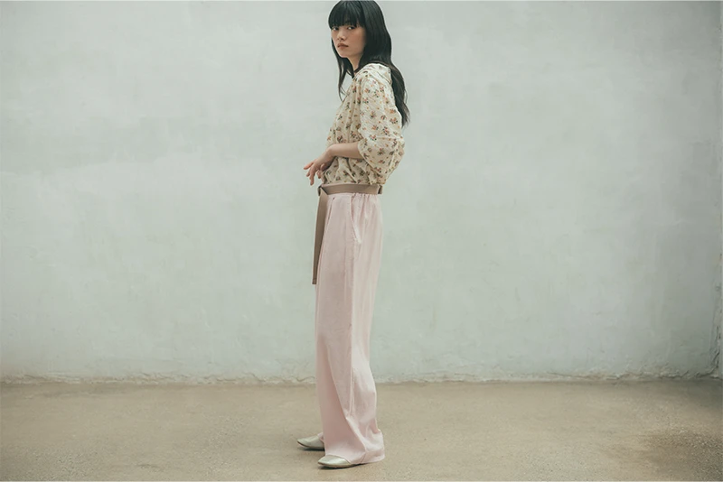 ワイドストレートトラウザー